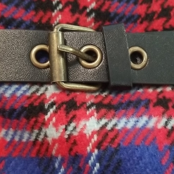 Red Plaid mini skirt - Picture 7 of 8